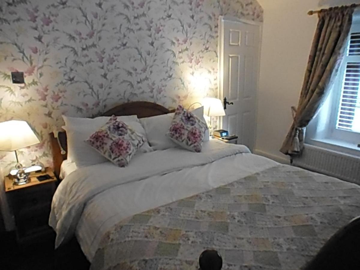 マトロック The Cables Bed & Breakfast エクステリア 写真